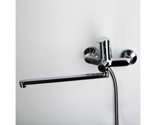 Isen 2602L Смеситель для ванны с длинным изливом WasserKRAFT