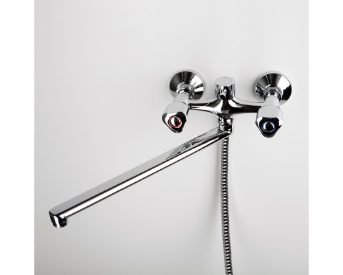 Amper 2902L Смеситель для ванны с длинным изливом WasserKRAFT